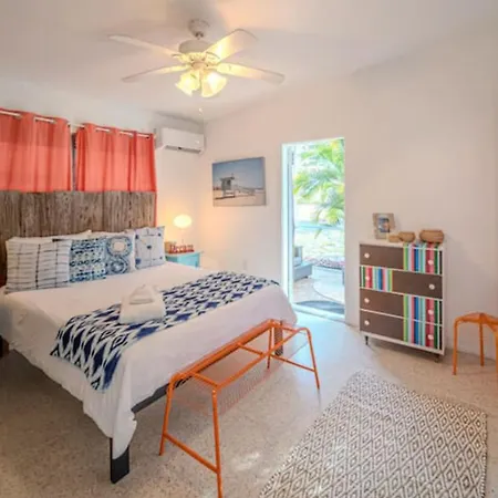 Beachside Bliss 1 Miles To The Beach With Heated Pool Sarasota Exterior photo